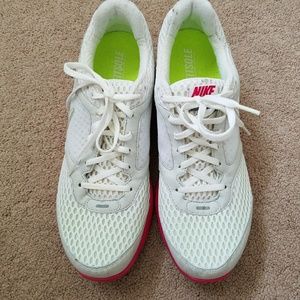 Women's Nike lunar fly 2 size 11